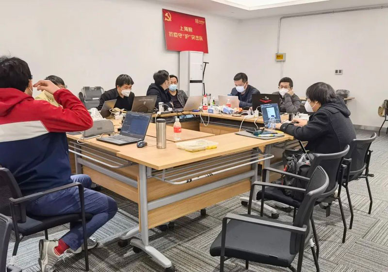 臨危受命向“疫”行 烈火真金顯本色  華建集團(tuán)承擔(dān)國家會展中心(上海)應(yīng)急改造項(xiàng)目