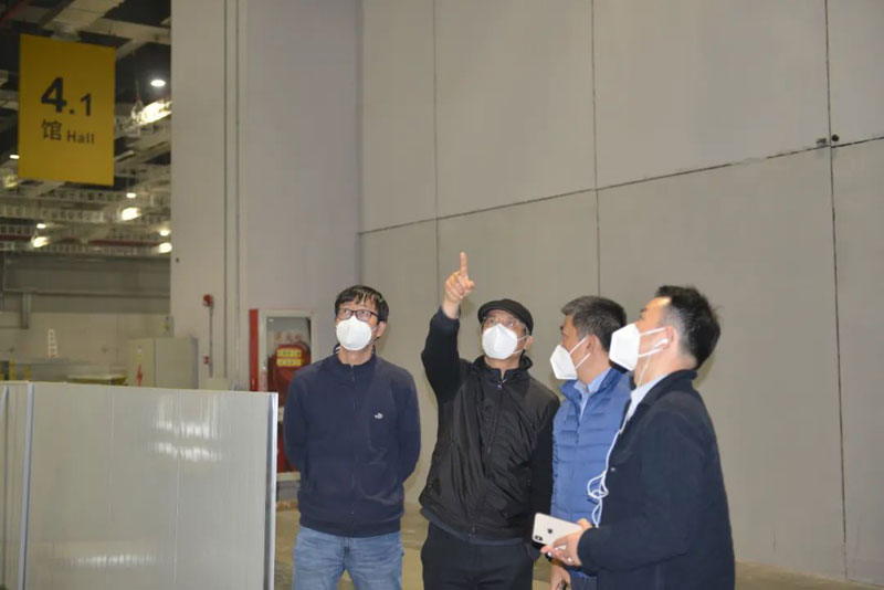 臨危受命向“疫”行 烈火真金顯本色  華建集團(tuán)承擔(dān)國家會展中心(上海)應(yīng)急改造項(xiàng)目